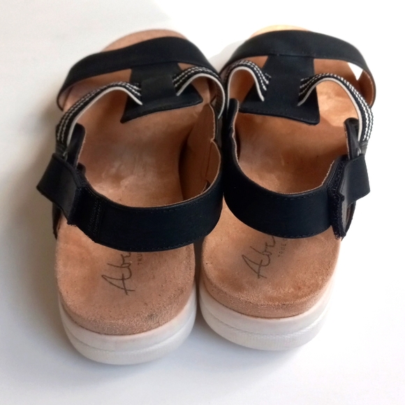 MEMORY FOAM SANDALS - Picture 3 of 6